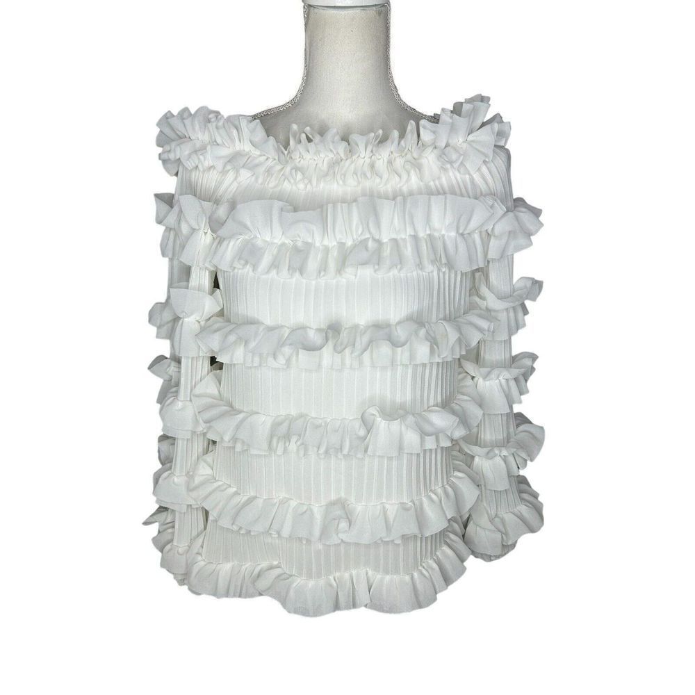 A.Z.I. New York Shoulder ruffle spaghetti strap blouse M